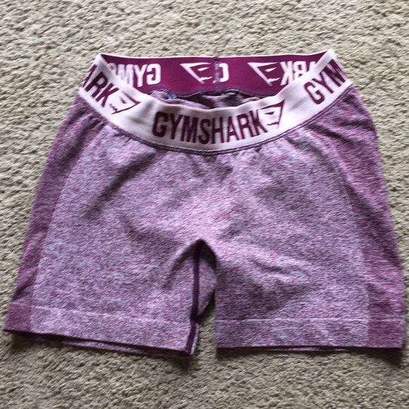 Gymshark Pants - Gymshark flex shorts S